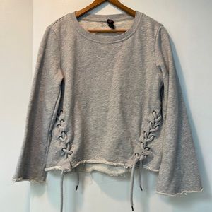 Betsy Johnson performance Sweatshirt